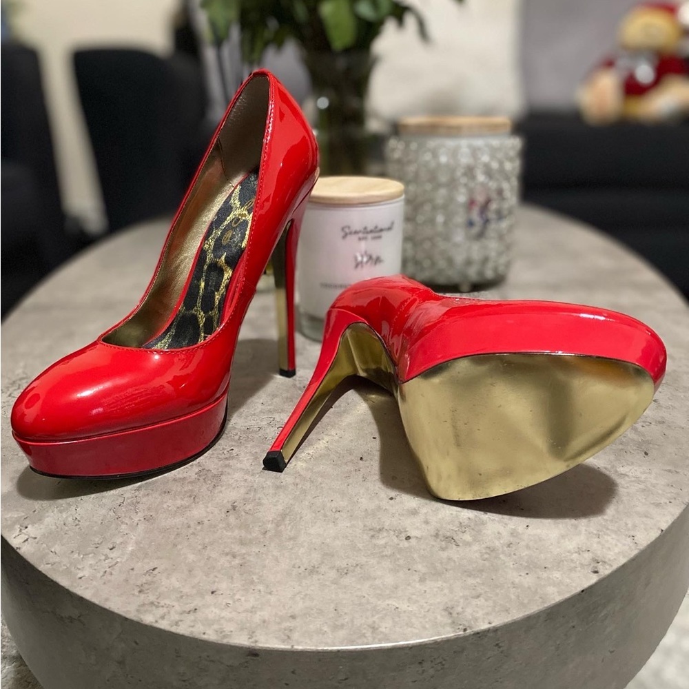 Bebe “Bailey” pumps